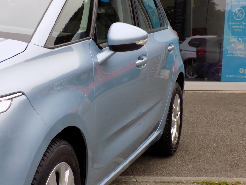 Used Citroen C4 Picasso 2014 for sale - 76221935: Photo 6