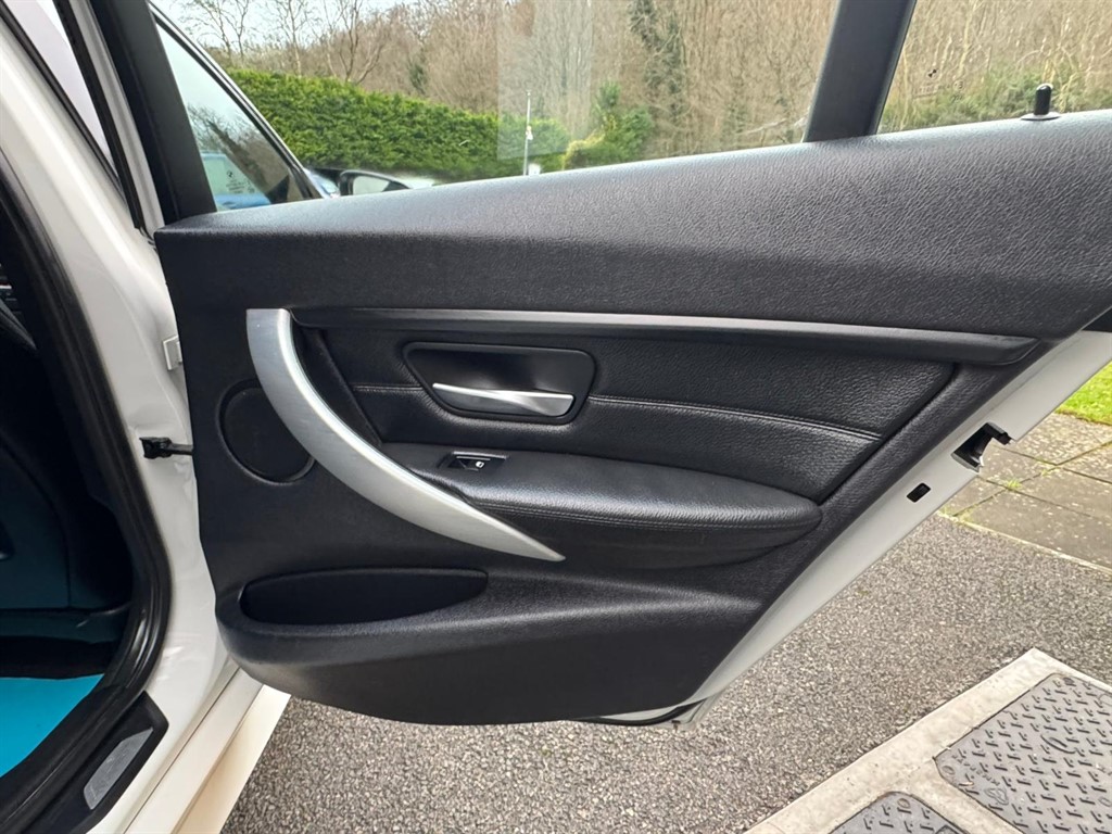 Used BMW 3 Series 2014 for sale - 76960381: Photo 29