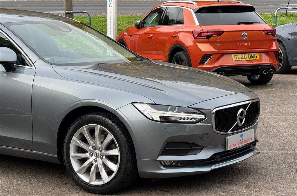 Used Volvo S90 2018 for sale - 76494176: Photo 2