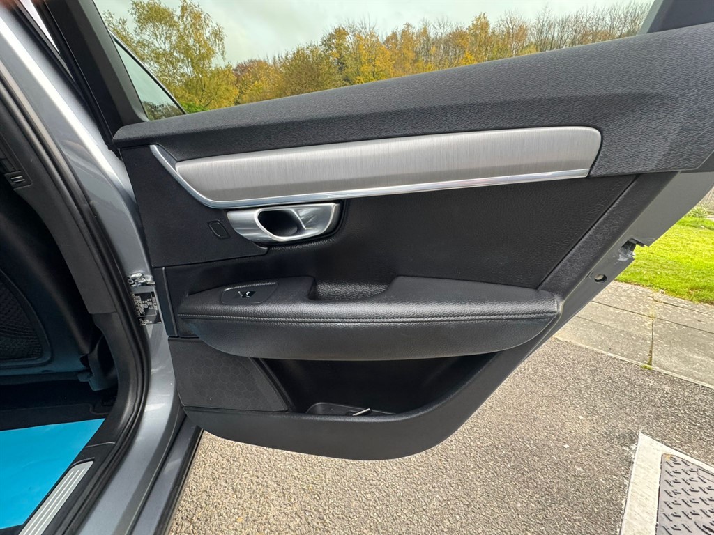 Used Volvo S90 2018 for sale - 76494176: Photo 34