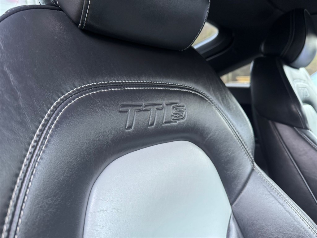 Used Audi TT 2011 for sale - 77420668: Photo 15