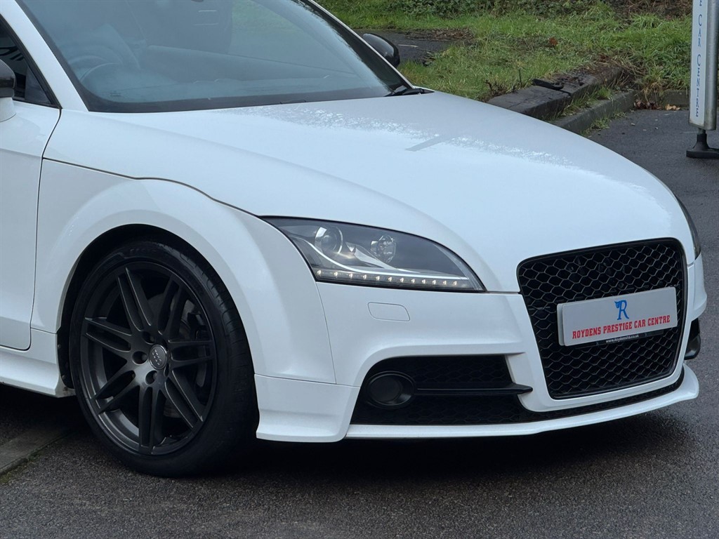 Used Audi TT 2011 for sale - 77420668: Photo 2