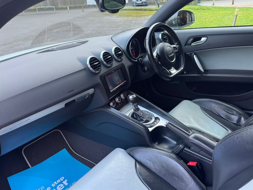 Used Audi TT 2011 for sale - 77420668: Photo 25