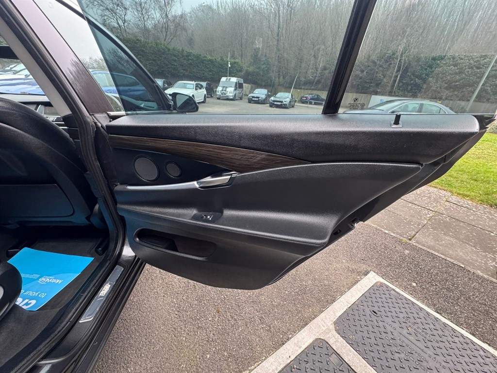 Used BMW 5 Series 2015 for sale - 77746340: Photo 30