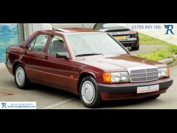 1990 - E Auto 4-Door