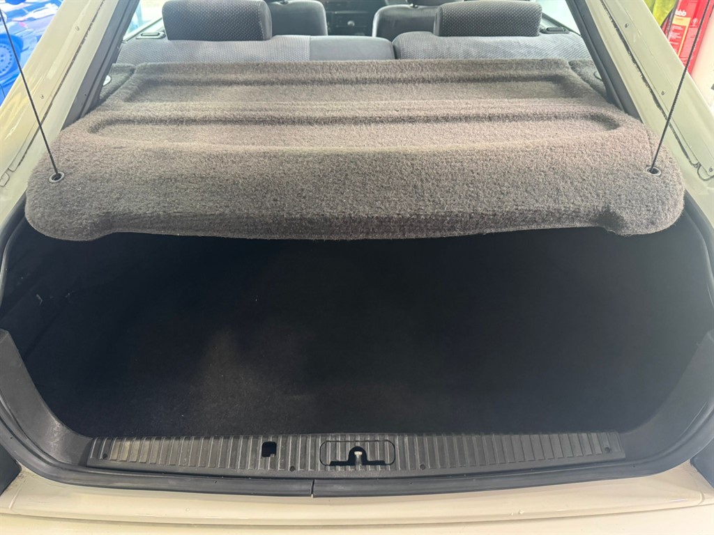 Used Ford Granada 1989 for sale - 76415465: Photo 16