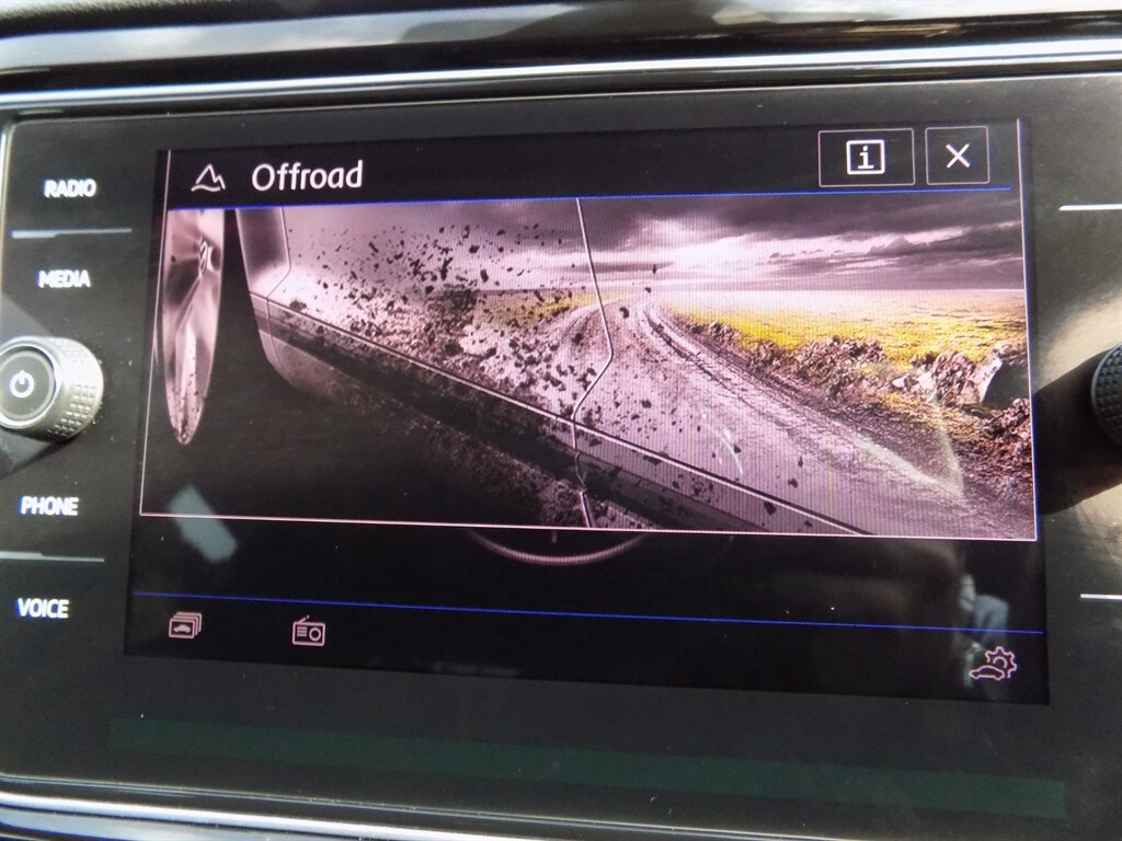 Used Volkswagen T-Roc 2020 for sale - 76008445: Photo 30