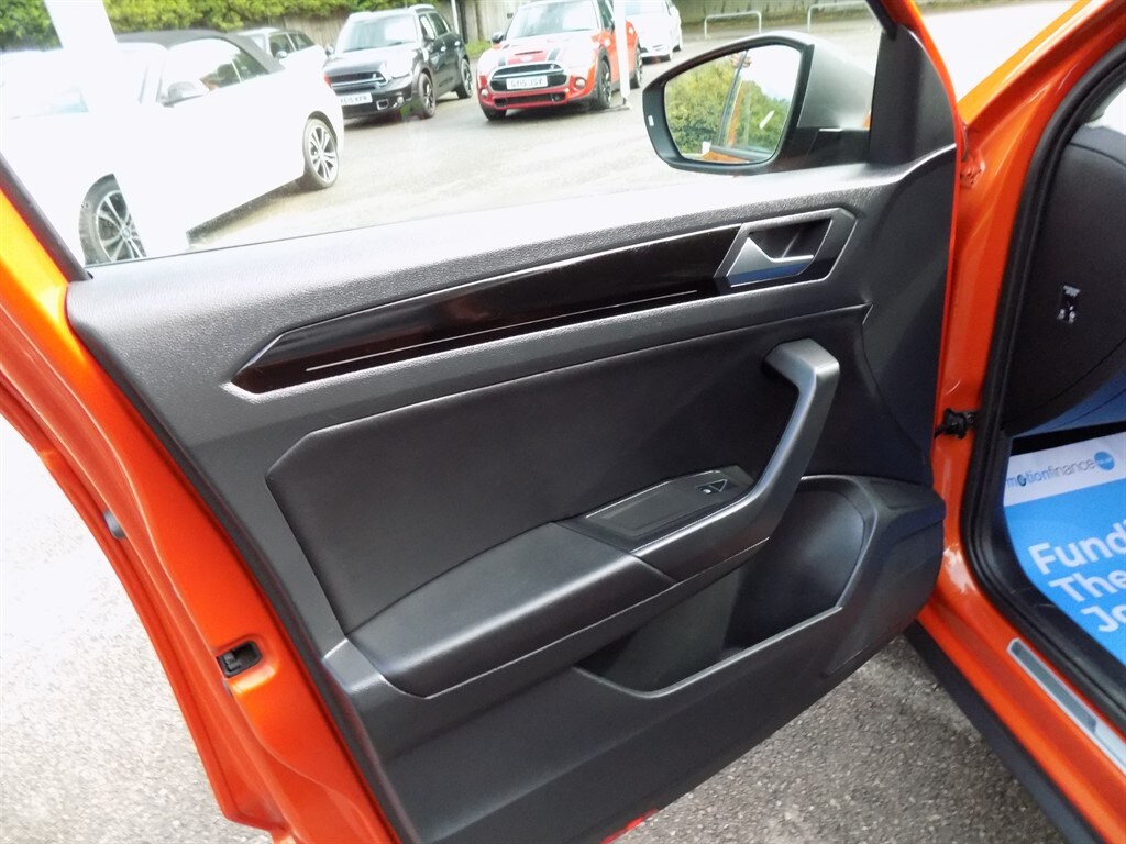 Used Volkswagen T-Roc 2020 for sale - 76008445: Photo 33