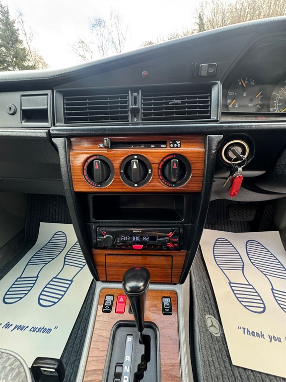 Used Mercedes-Benz 190 1993 for sale - 76908247: Photo 20