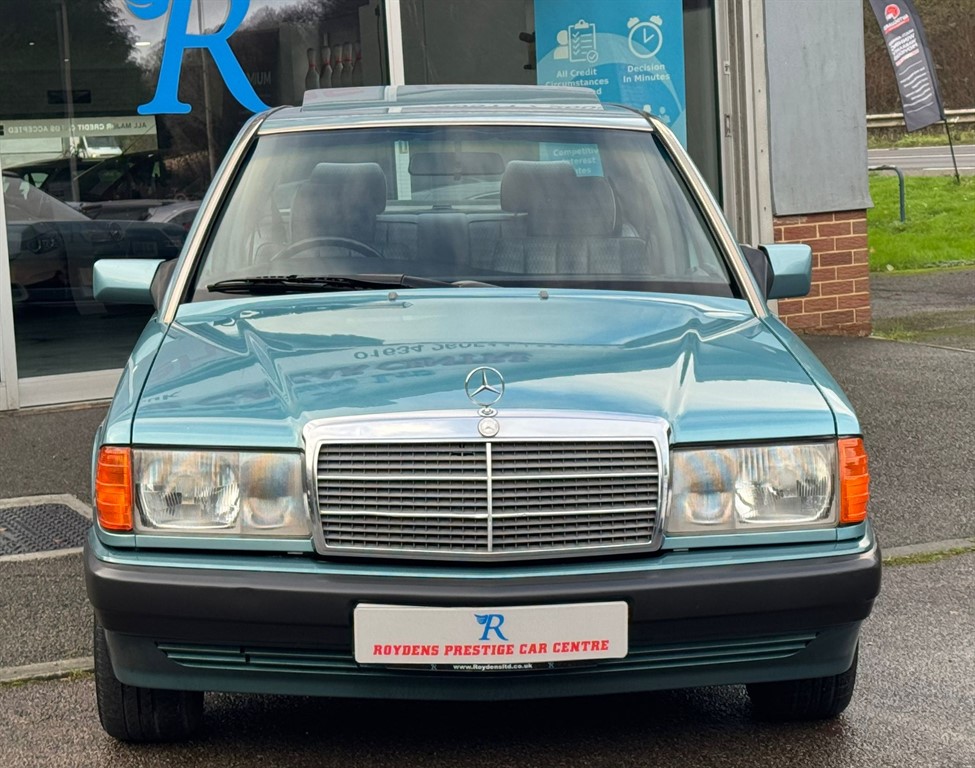 Used Mercedes-Benz 190 1993 for sale - 76908247: Photo 4