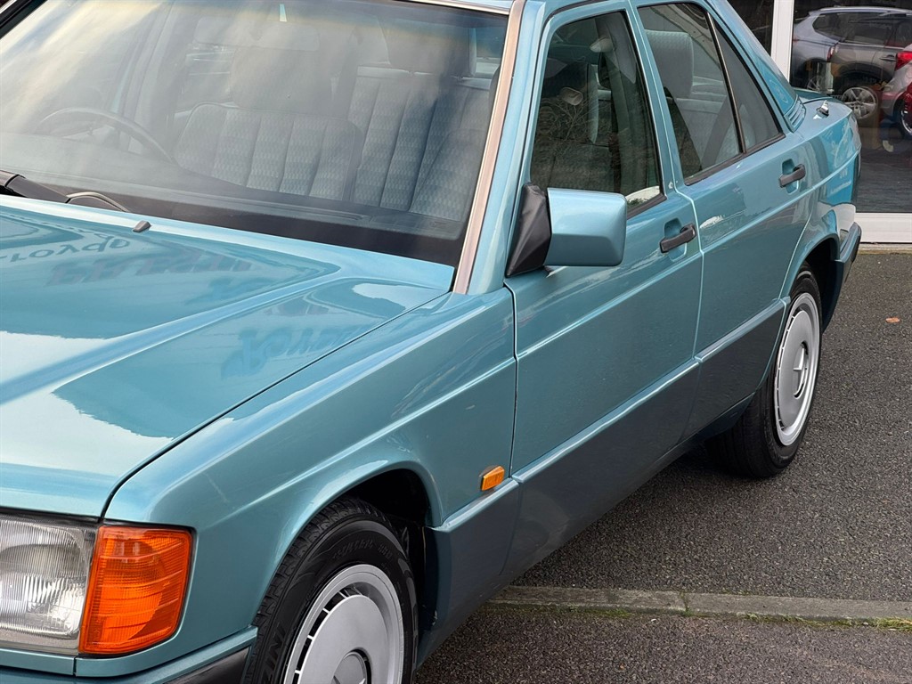 Used Mercedes-Benz 190 1993 for sale - 76908247: Photo 6