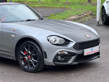 Used Abarth 124 Spider 2018 for sale - 77848372: Photo
