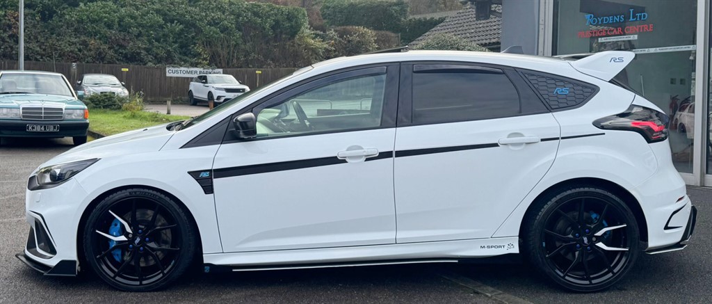 Used Ford Focus 2017 for sale - 76922077: Photo 11