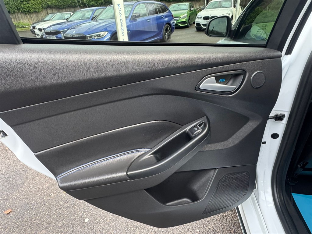 Used Ford Focus 2017 for sale - 76922077: Photo 40