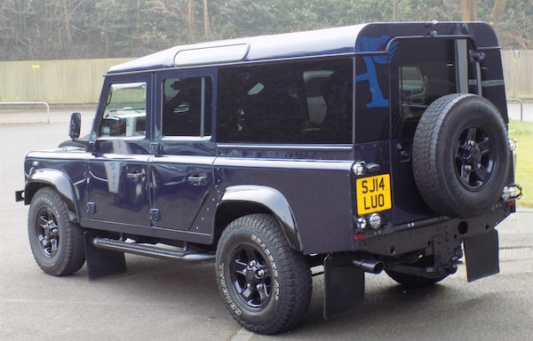 Used Land Rover Defender 110 2014 for sale - 75570086: Photo 11