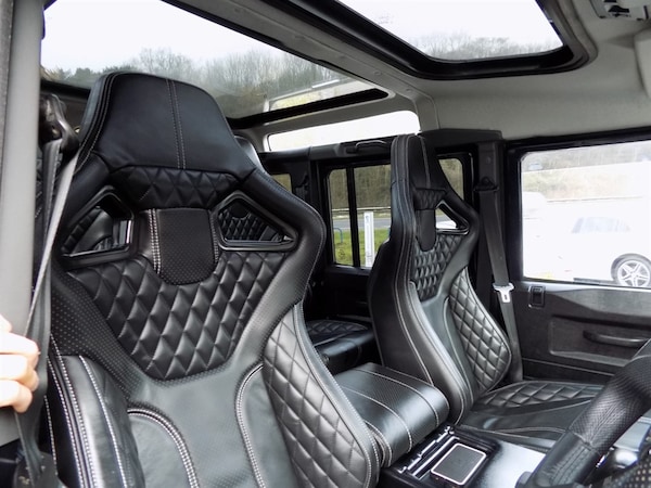 Used Land Rover Defender 110 2014 for sale - 75570086: Photo 19