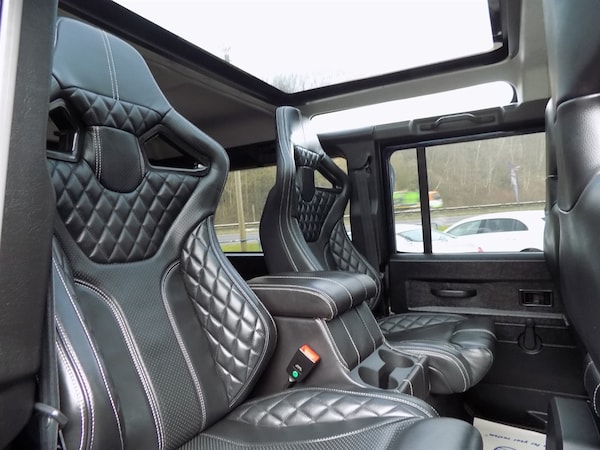 Used Land Rover Defender 110 2014 for sale - 75570086: Photo 29