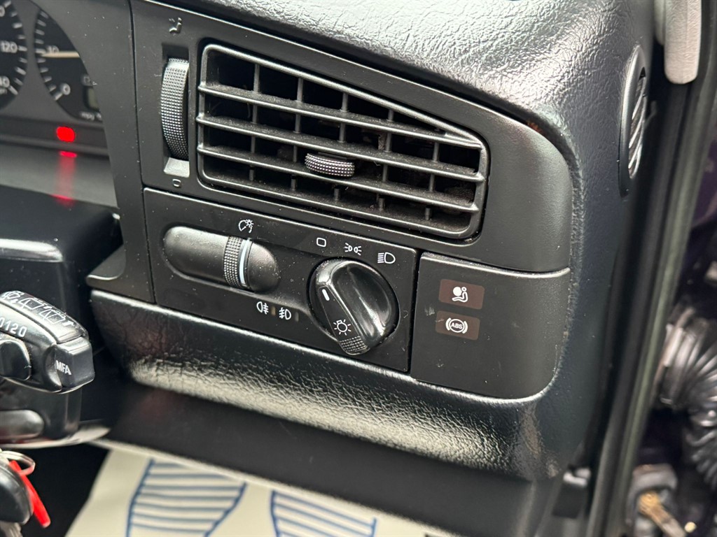 Used Volkswagen Golf 1997 for sale - 77137938: Photo 21