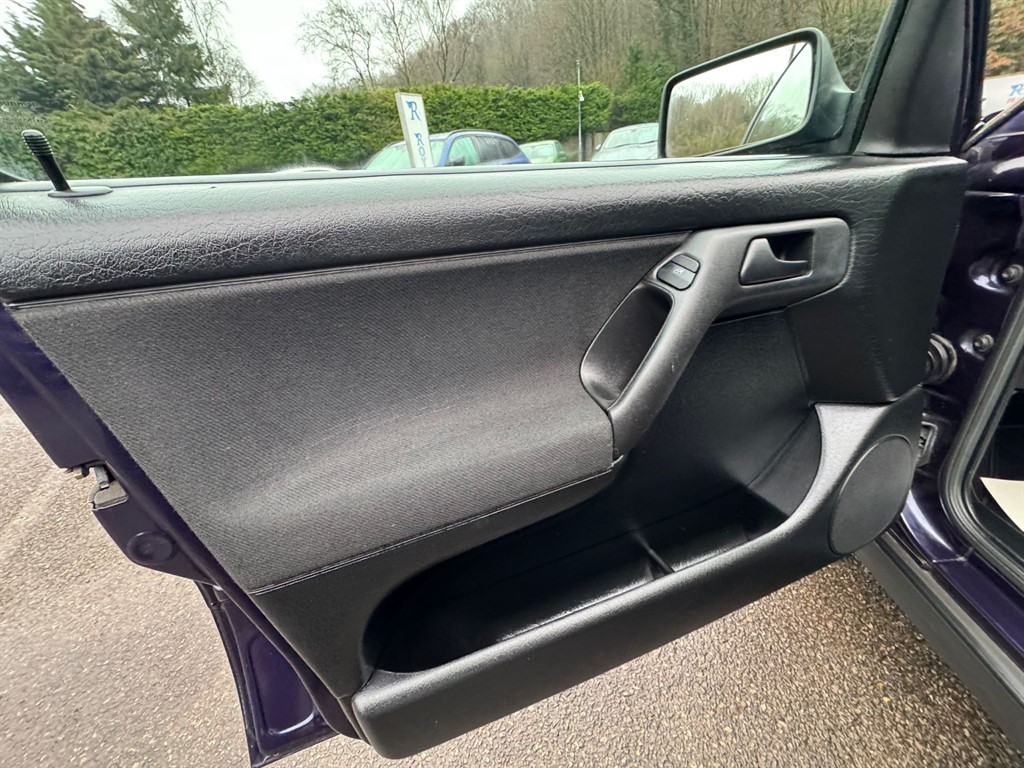 Used Volkswagen Golf 1997 for sale - 77137938: Photo 25