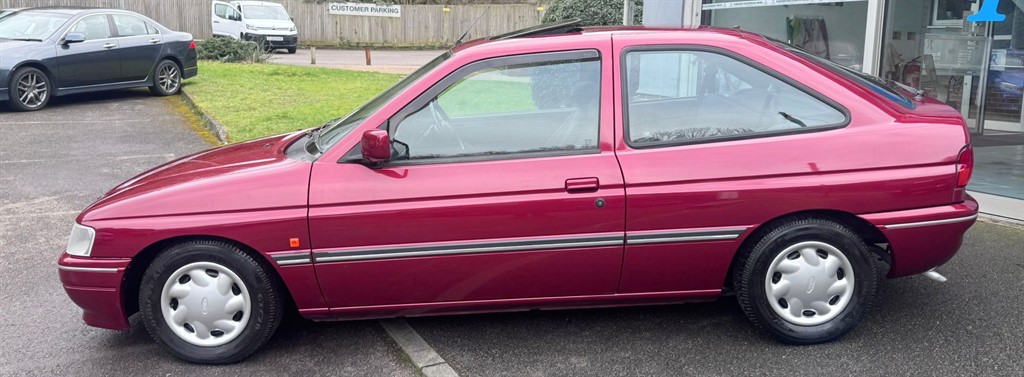 Used Ford Escort 1993 for sale - 77641036: Photo 10