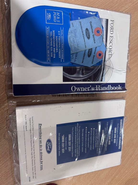 Used Ford Escort 1993 for sale - 77641036: Photo 15