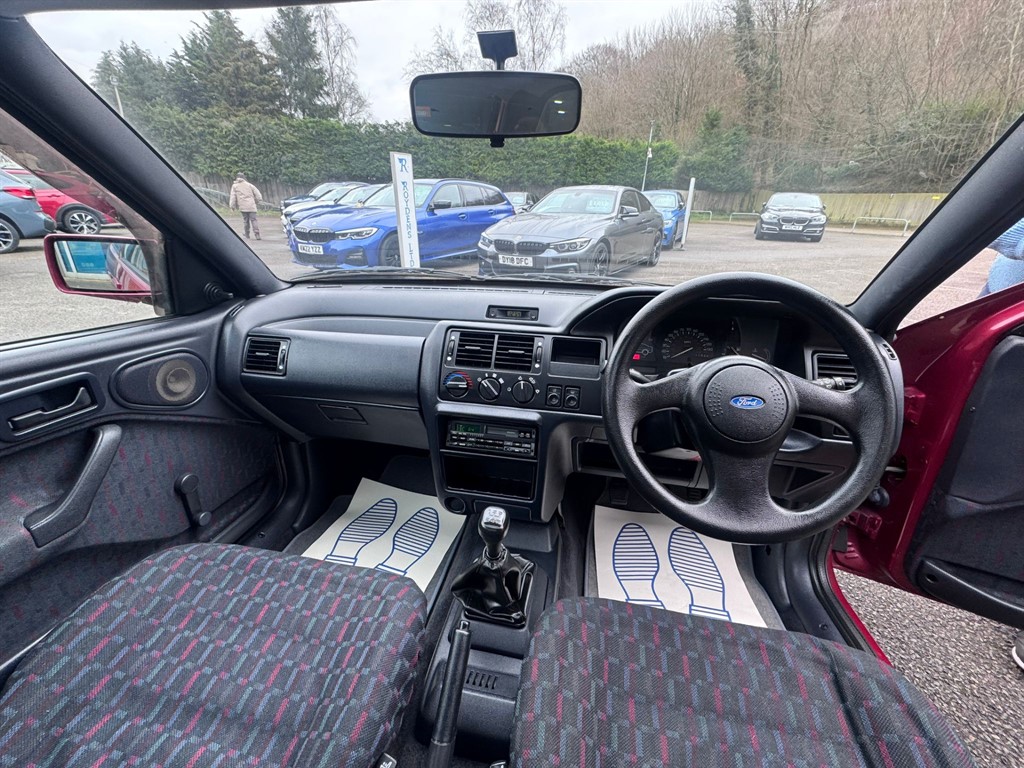 Used Ford Escort 1993 for sale - 77641036: Photo 23