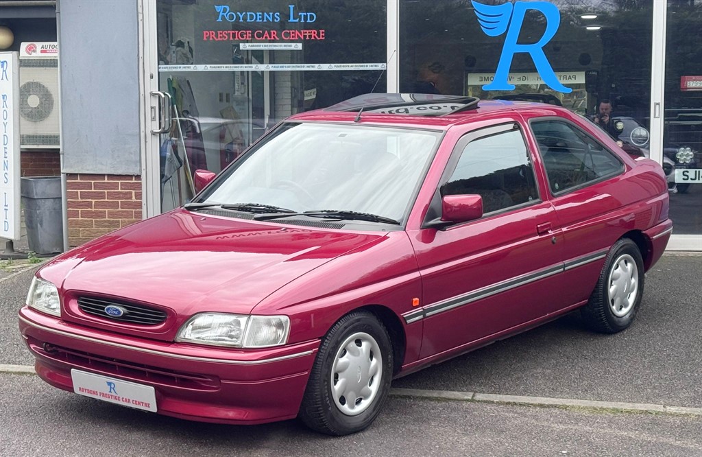 Used Ford Escort 1993 for sale - 77641036: Photo 7