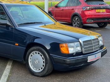 Used Mercedes-Benz 300 1989 for sale - 76404955: Photo