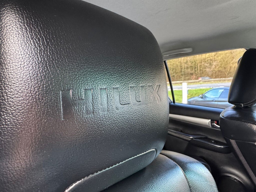 Used Toyota Hilux 2017 for sale - 77545539: Photo 16