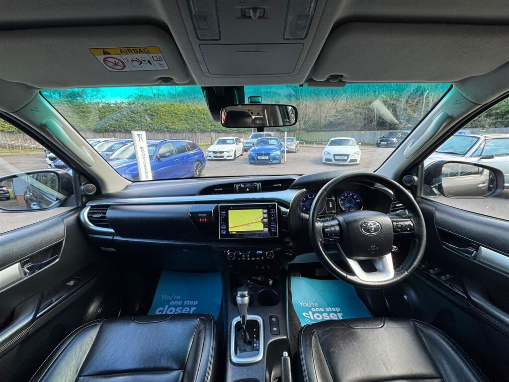 Used Toyota Hilux 2017 for sale - 77545539: Photo 23