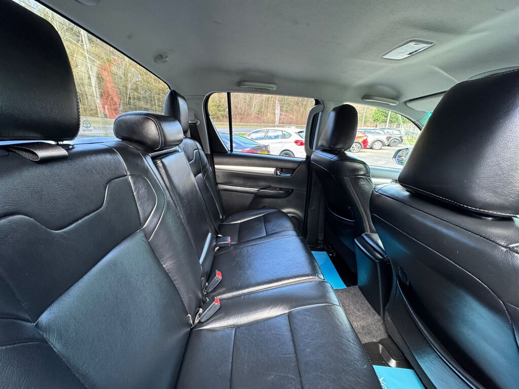 Used Toyota Hilux 2017 for sale - 77545539: Photo 33
