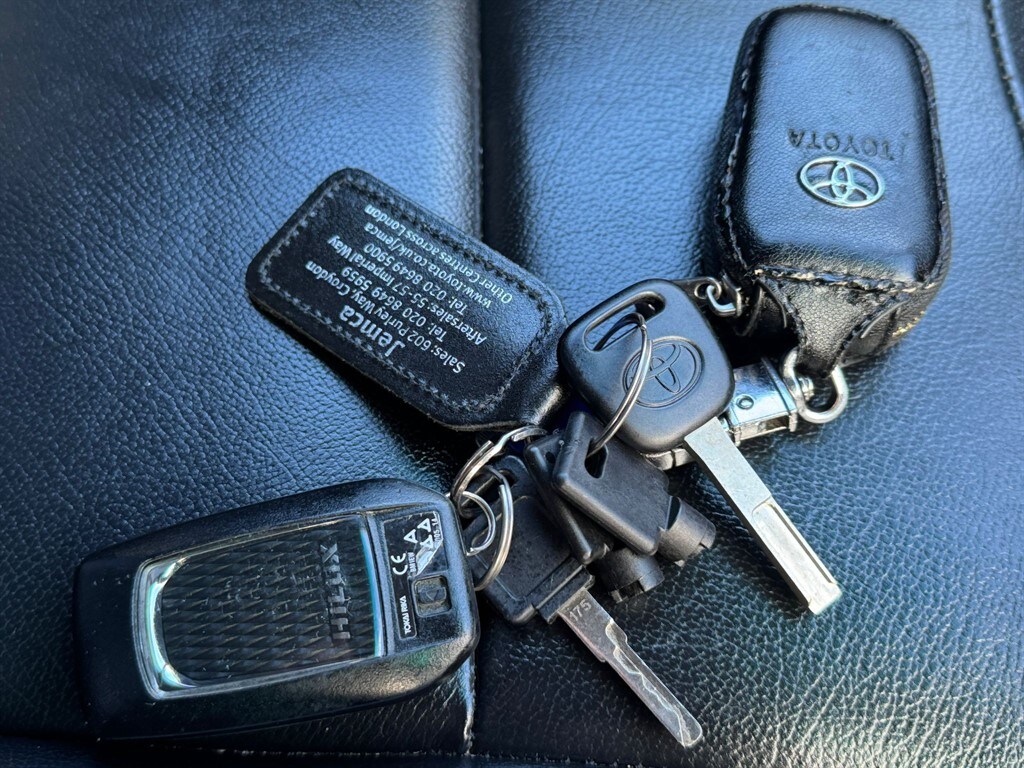 Used Toyota Hilux 2017 for sale - 77545539: Photo 35