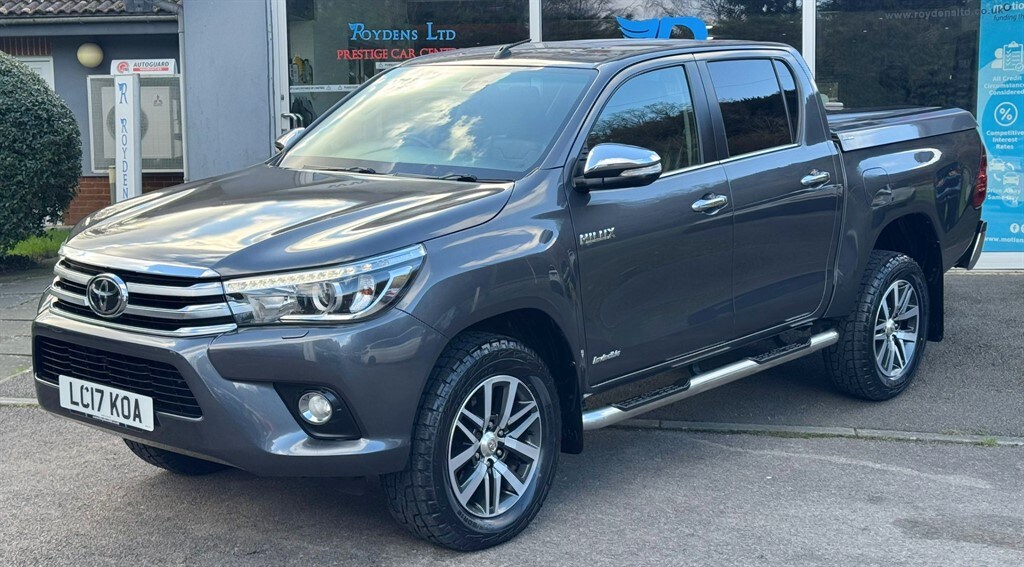 Used Toyota Hilux 2017 for sale - 77545539: Photo 4