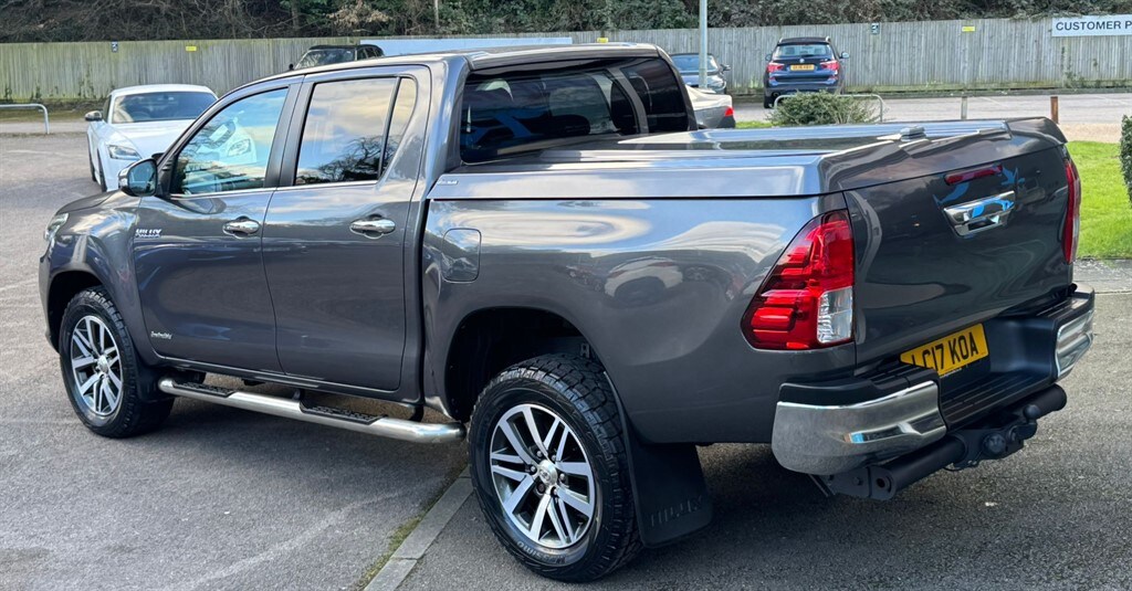 Used Toyota Hilux 2017 for sale - 77545539: Photo 8