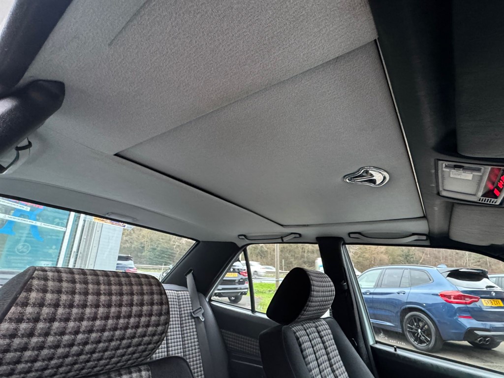 Used Mercedes-Benz 190 1991 for sale - 77036465: Photo 16