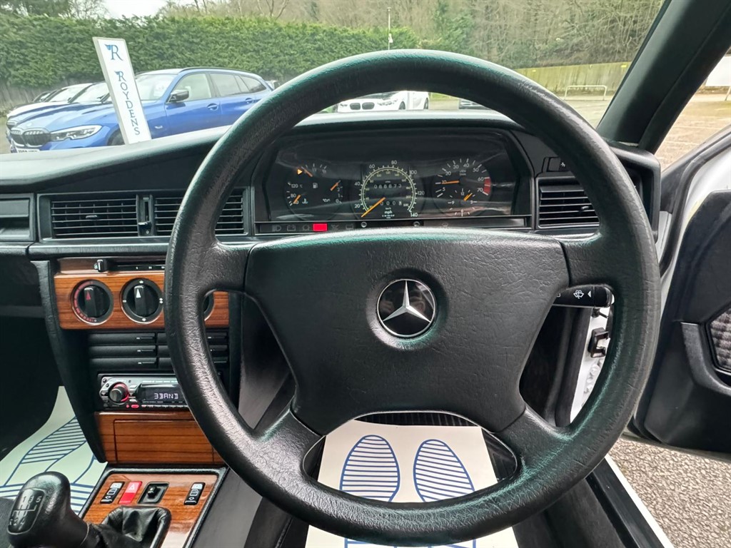 Used Mercedes-Benz 190 1991 for sale - 77036465: Photo 19