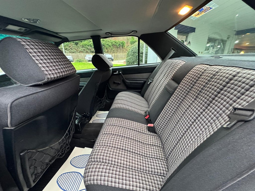 Used Mercedes-Benz 190 1991 for sale - 77036465: Photo 28