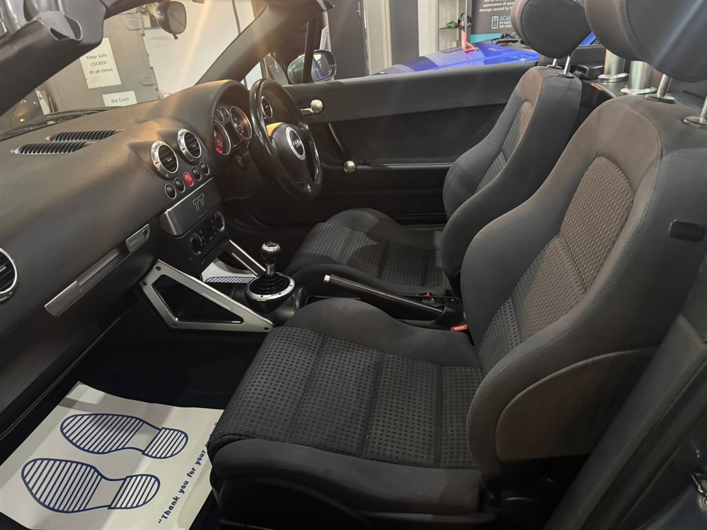 Used Audi TT 2003 for sale - 76209105: Photo 19