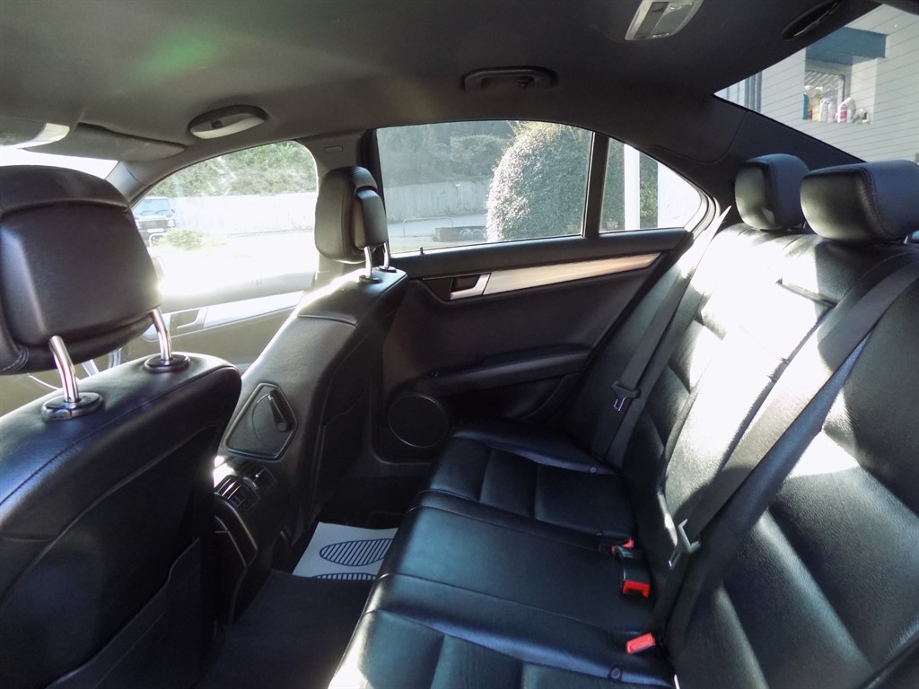 Used Mercedes-Benz C Class 2012 for sale - 76209080: Photo 25