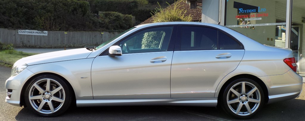 Used Mercedes-Benz C Class 2012 for sale - 76209080: Photo 6