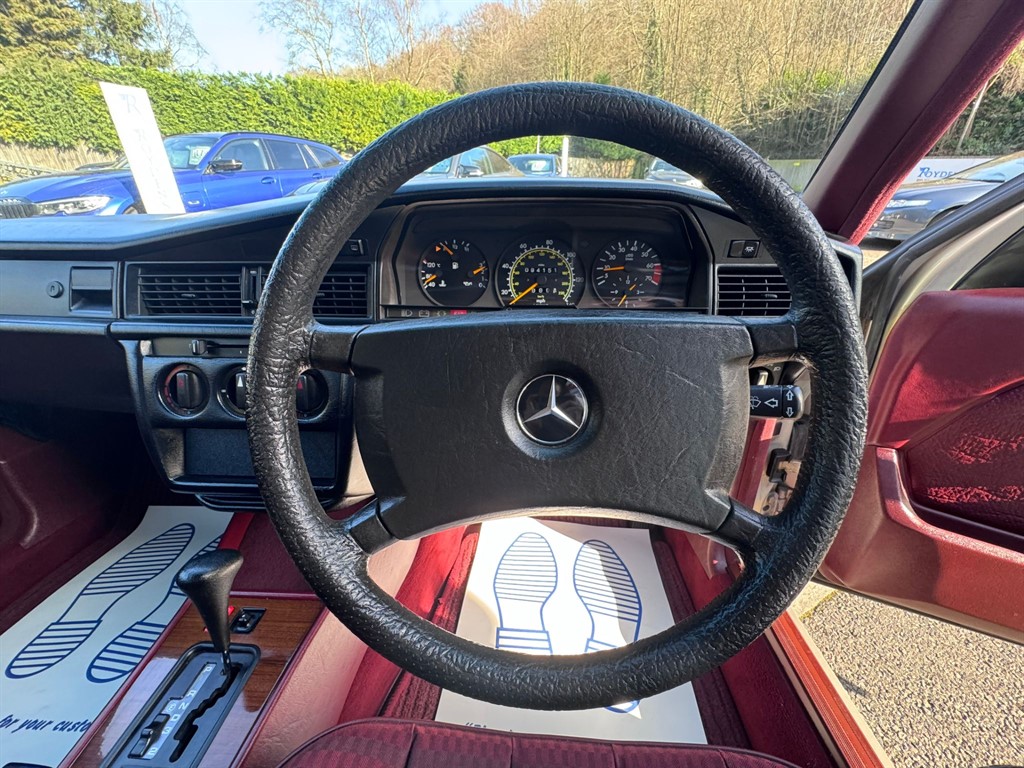 Used Mercedes-Benz 190 1991 for sale - 77665348: Photo 18