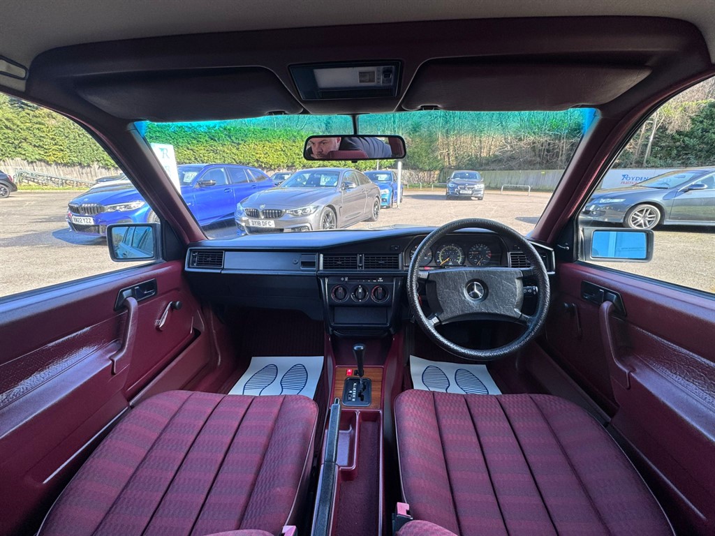 Used Mercedes-Benz 190 1991 for sale - 77665348: Photo 21