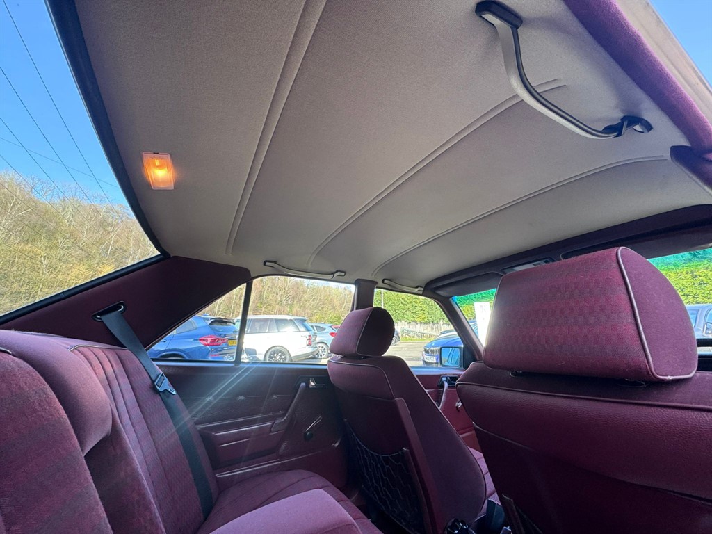 Used Mercedes-Benz 190 1991 for sale - 77665348: Photo 26