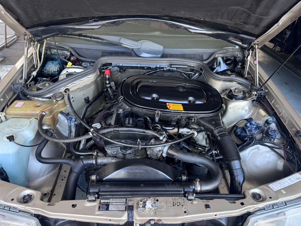 Used Mercedes-Benz 190 1991 for sale - 77665348: Photo 4