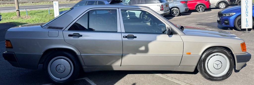 Used Mercedes-Benz 190 1991 for sale - 77665348: Photo 6