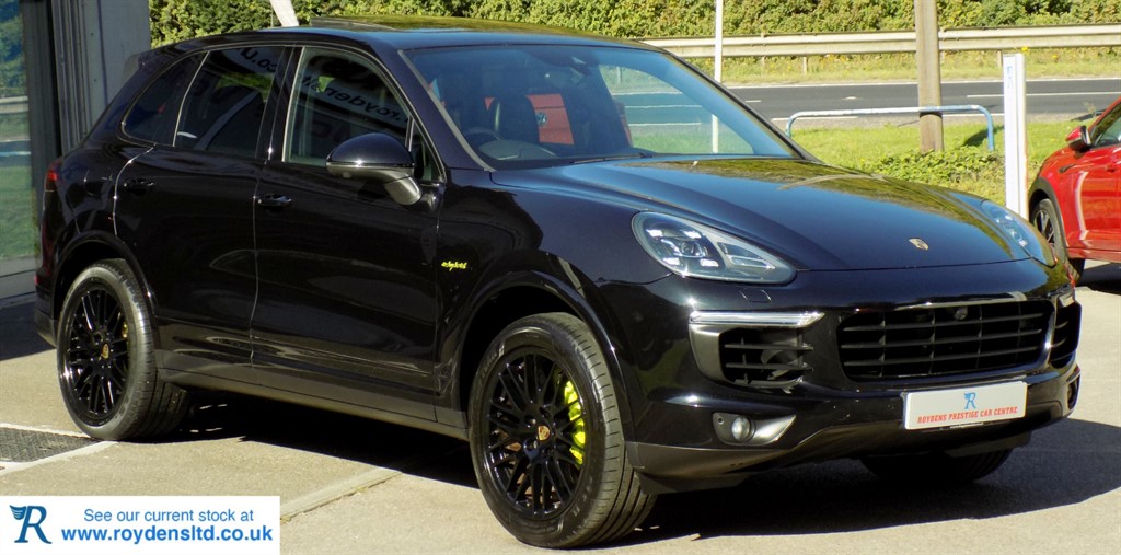 Used Porsche Cayenne 2017 for sale - 76117184: Photo 1