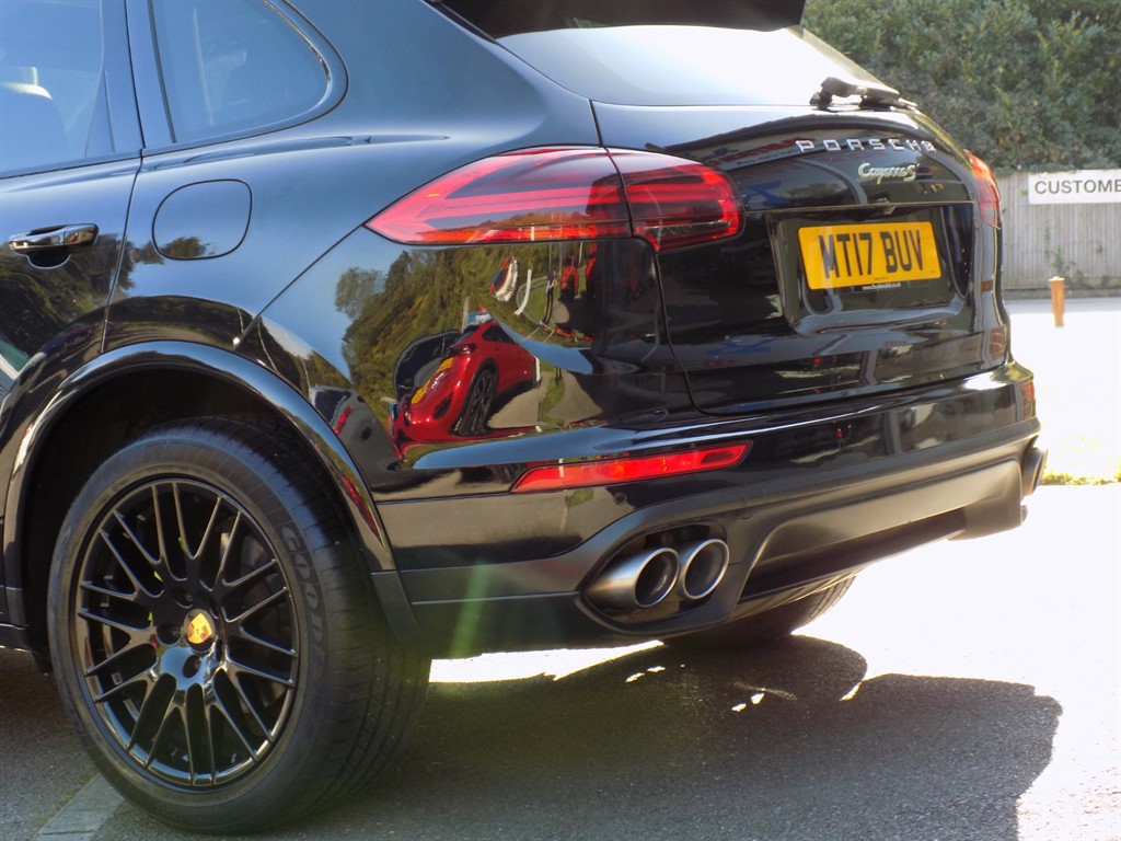 Used Porsche Cayenne 2017 for sale - 76117184: Photo 10