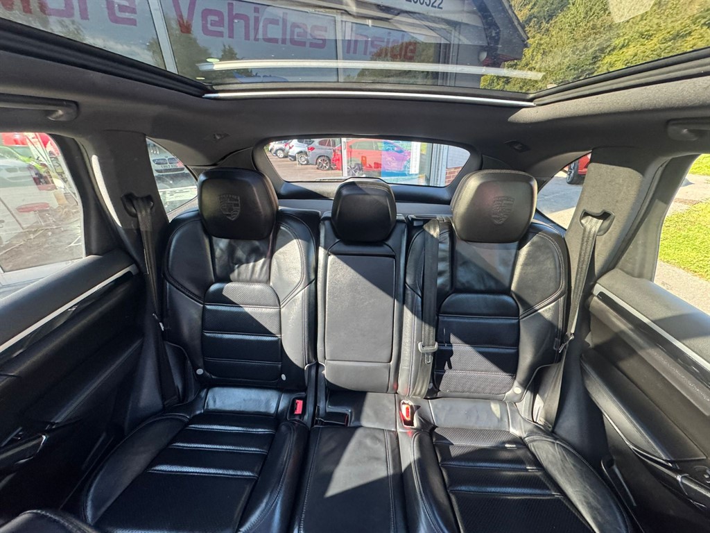 Used Porsche Cayenne 2017 for sale - 76117184: Photo 34