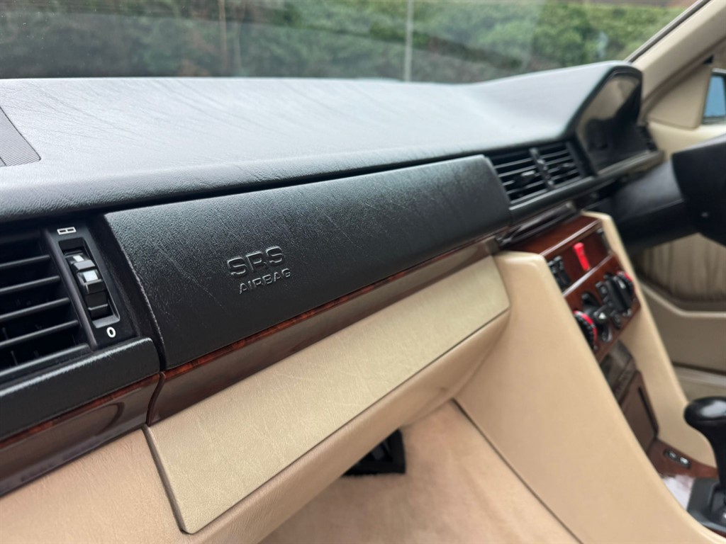 Used Mercedes-Benz E Class 1996 for sale - 77462096: Photo 33