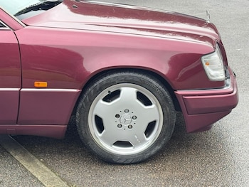 Used Mercedes-Benz E Class 1996 for sale - 77462096: Photo